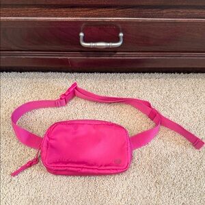 Gap Crossbody Fanny pack - Pink